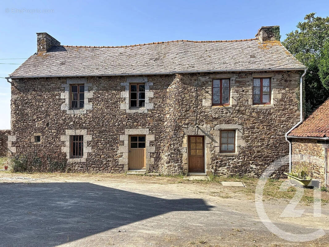 Maison à LAMBALLE