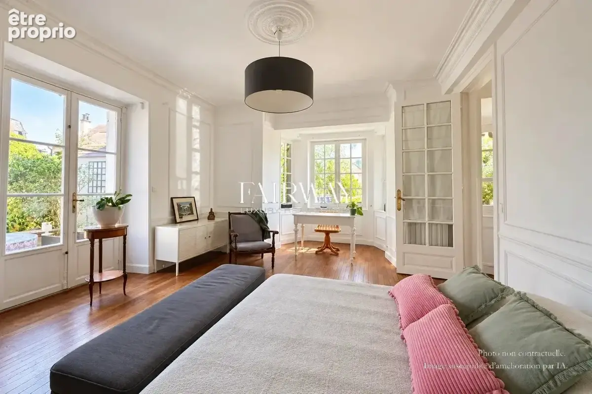Versailles : Maison familiale de 5-6 chambres, avec jardin, terrasse et garage. - photo 9