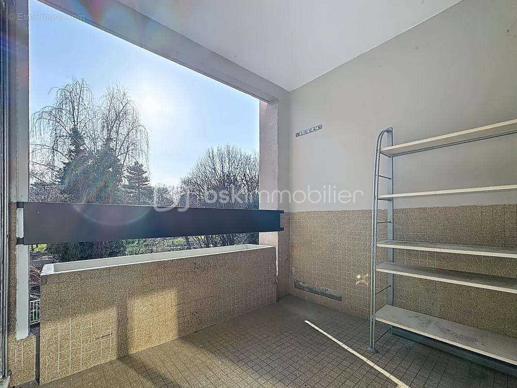 Appartement 5 pièces de 101 m² avec terrasse – Échirolles - photo 8