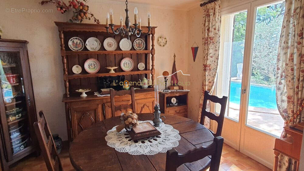 Maison à COMBAILLAUX