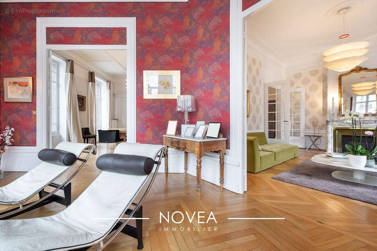 Appartement 260 m² à Lyon-6e  - photo 2