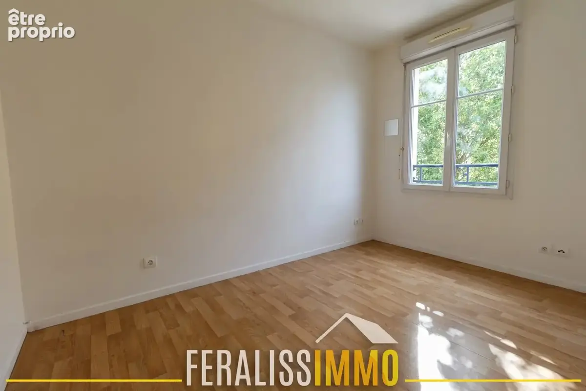 Rare ! Appartement F3 de 66 m2 avec terrasse de 23 m2 ! - photo 5