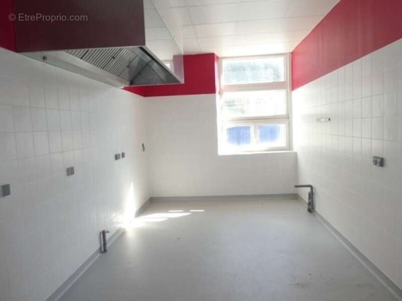 Commerce à LA BRESSE