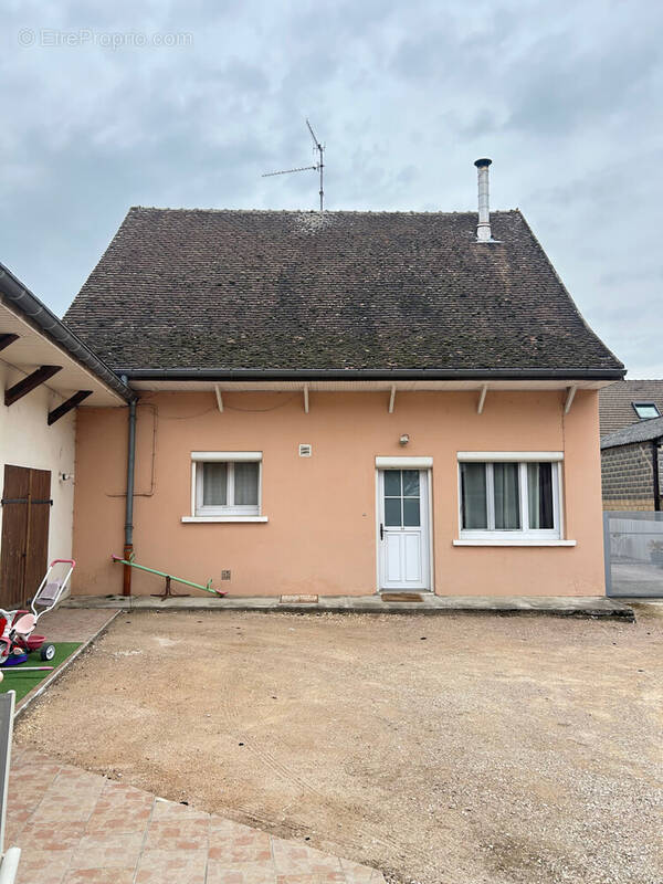 Maison à EPERVANS