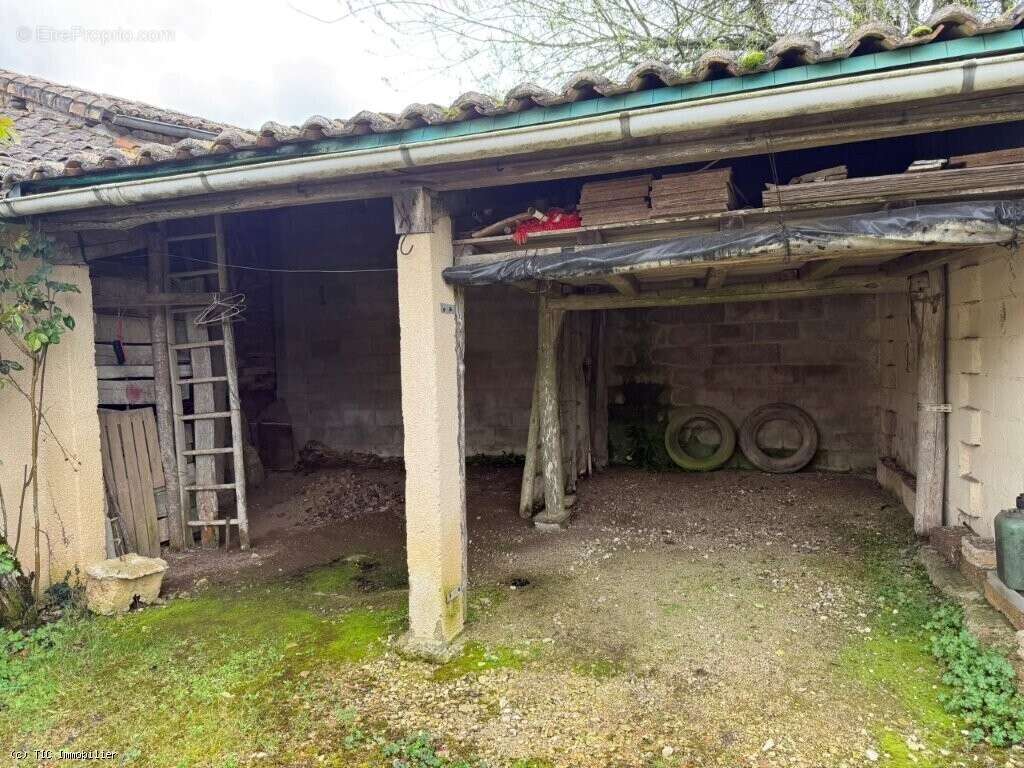 Maison à SAUZE-VAUSSAIS