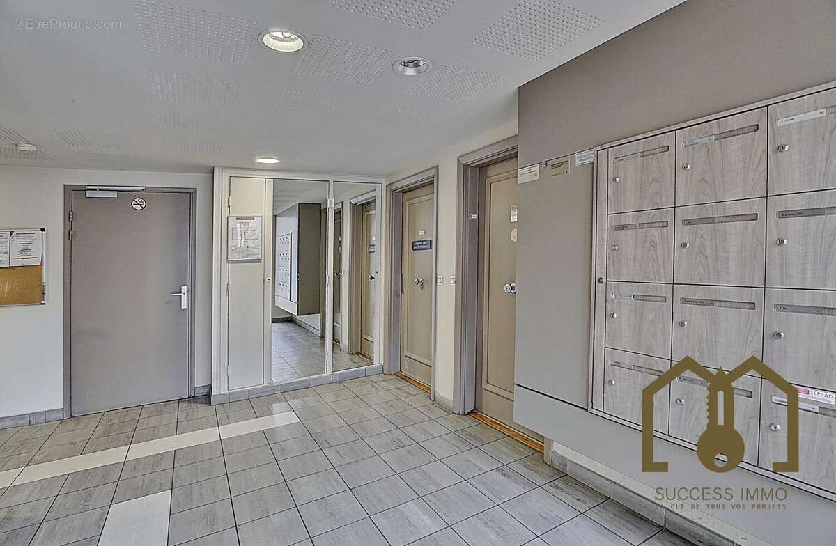 Appartement à VAULX-EN-VELIN