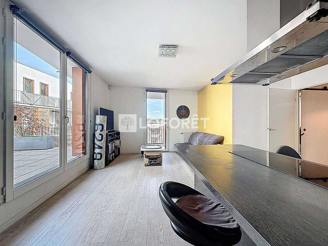 Appartement à BOURG-LA-REINE