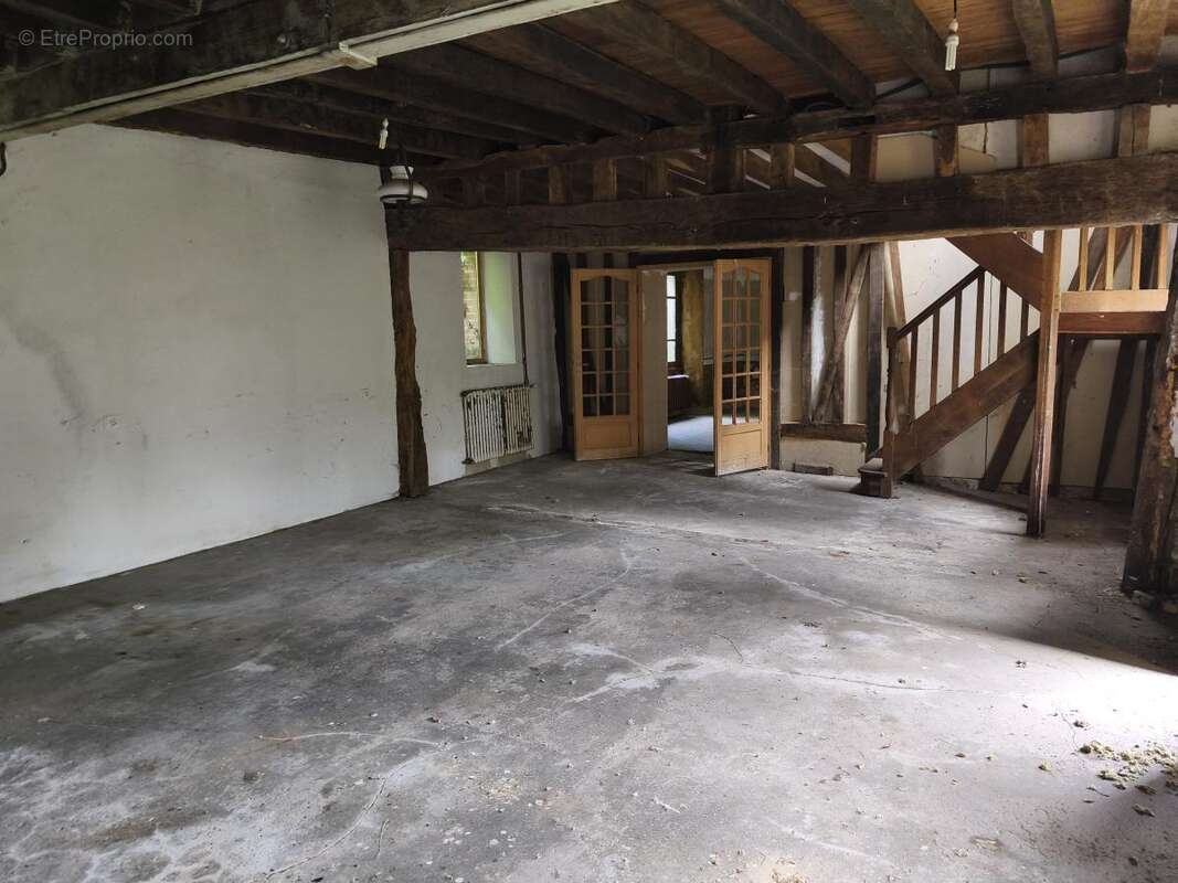 Maison 164 m² à Ceauce  - photo 2