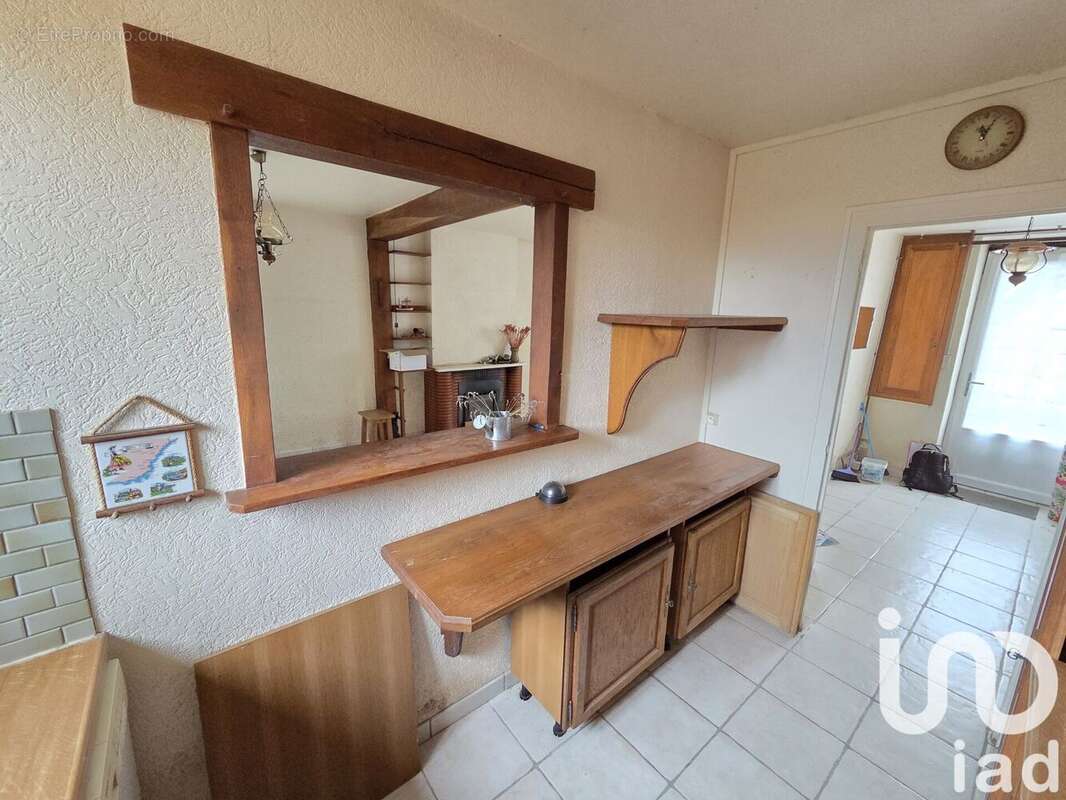 Maison 82 m² à Brigueil-Le-Chantre  - photo 7