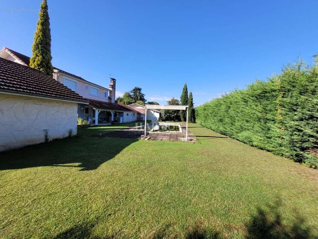 Maison à OLORON-SAINTE-MARIE