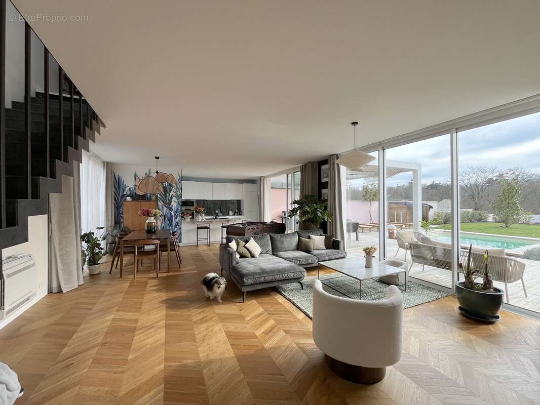 Maison à LOUPES