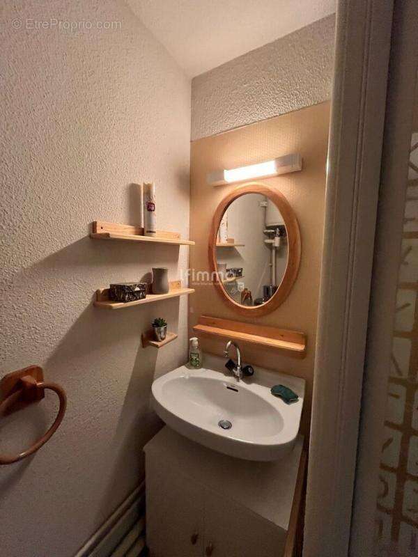Appartement à SAINT-AVENTIN