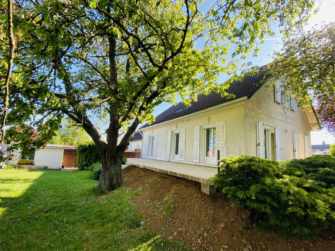 Très belle maison familiale T7 - photo 18