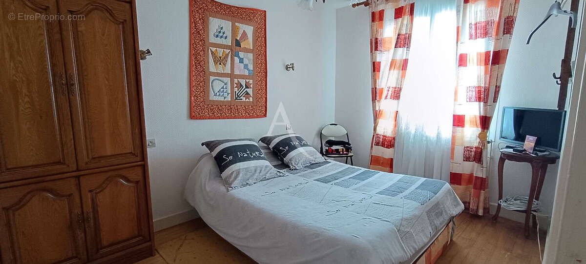 Maison à PORT-DES-BARQUES