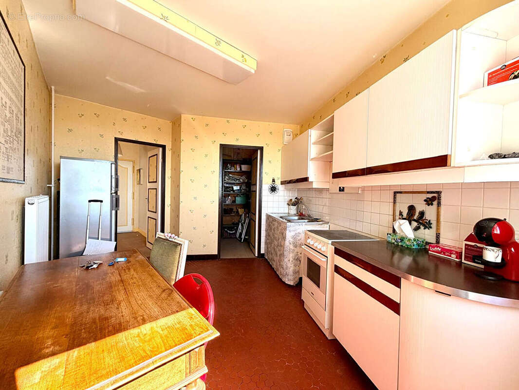 Appartement à PARIS-19E