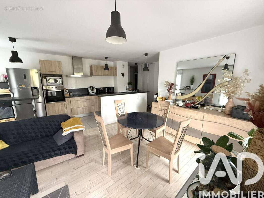 Photo 2 - Appartement à MASSY