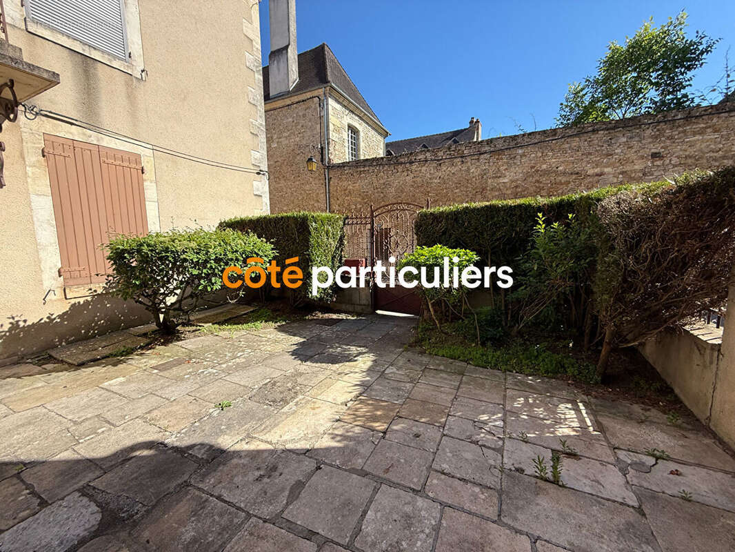 Appartement à SAINT-AMAND-MONTROND