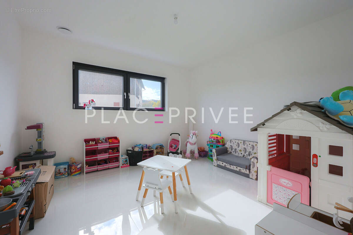 Maison à SAINT-LEONARD