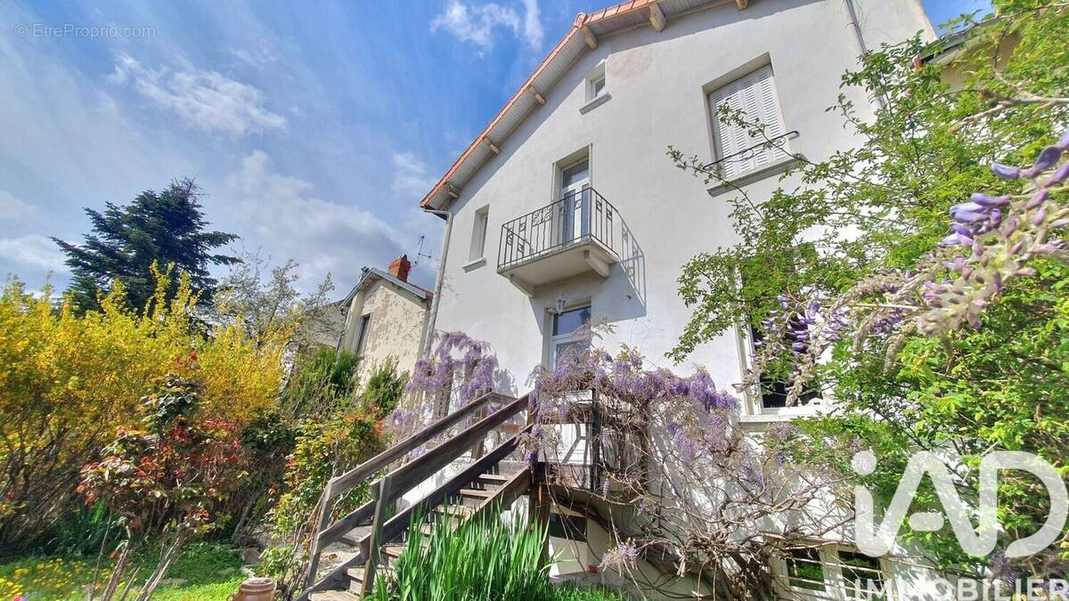 Photo 1 - Maison à CLERMONT-FERRAND