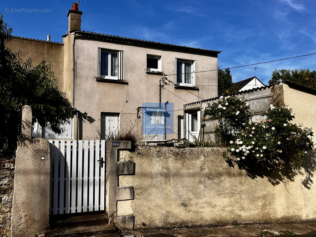 MONTREUIL-BELLAY Maison de village - 2/3 chambres - photo 2