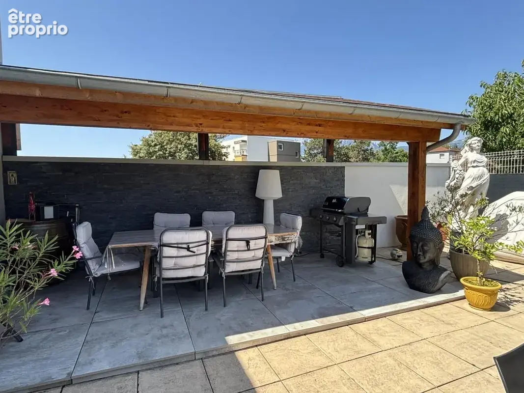 Appartement 338 m² à Saint-Martin-D'heres  - photo 7