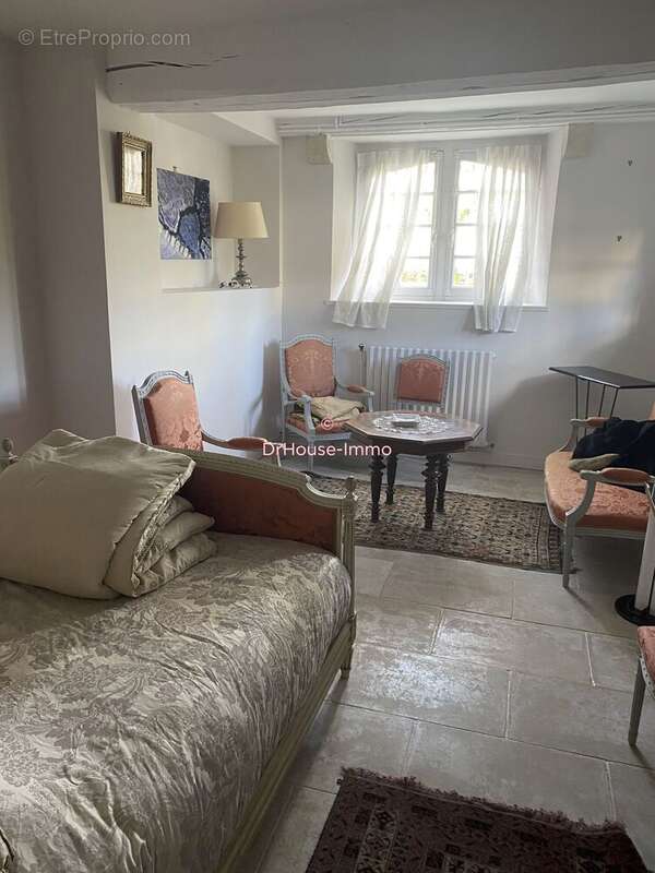Appartement à AUMEVILLE-LESTRE