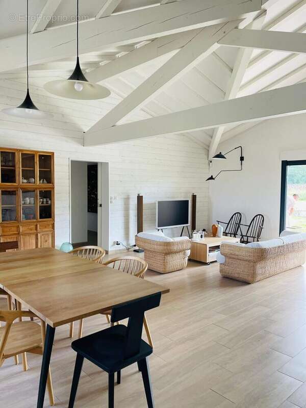 Maison à MONFLANQUIN