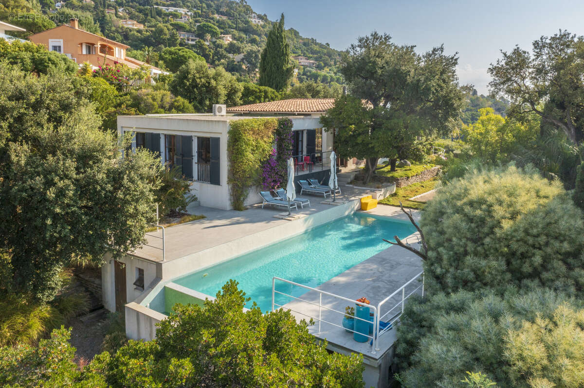 Maison à RAYOL-CANADEL-SUR-MER