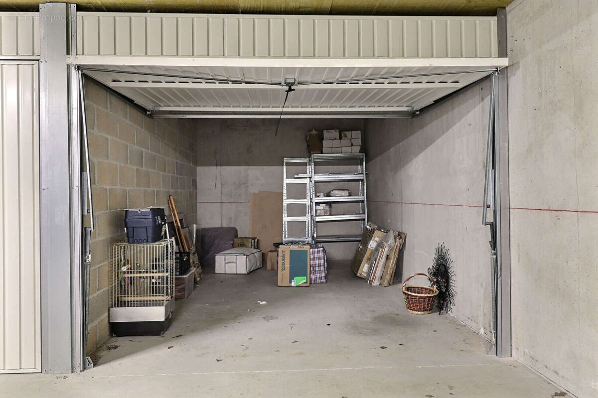 Appartement à ROUGIERS