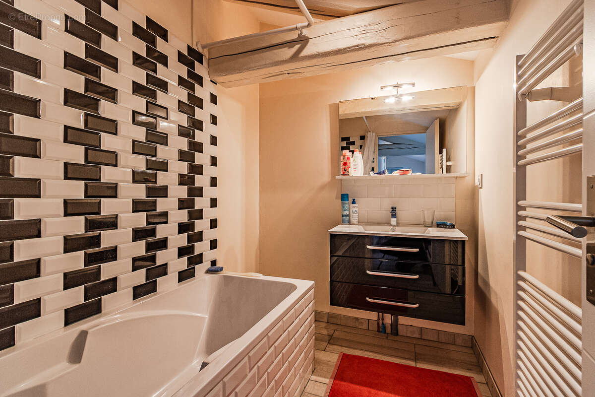 Appartement à ARNAS