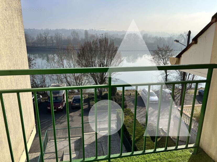 Appartement à CORBEIL-ESSONNES