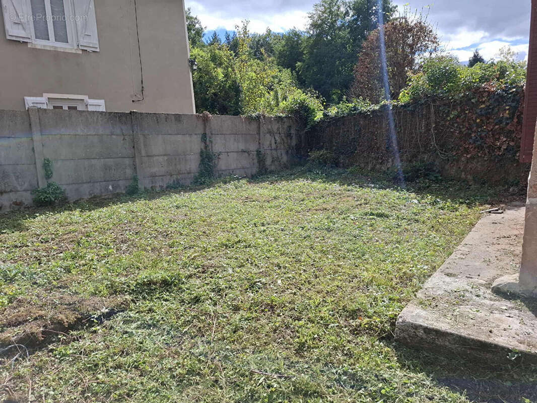 Maison à LES AVENIERES