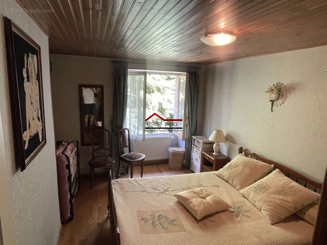 Maison à ROYERE-DE-VASSIVIERE