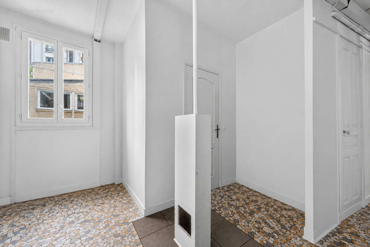 Appartement à PARIS-20E