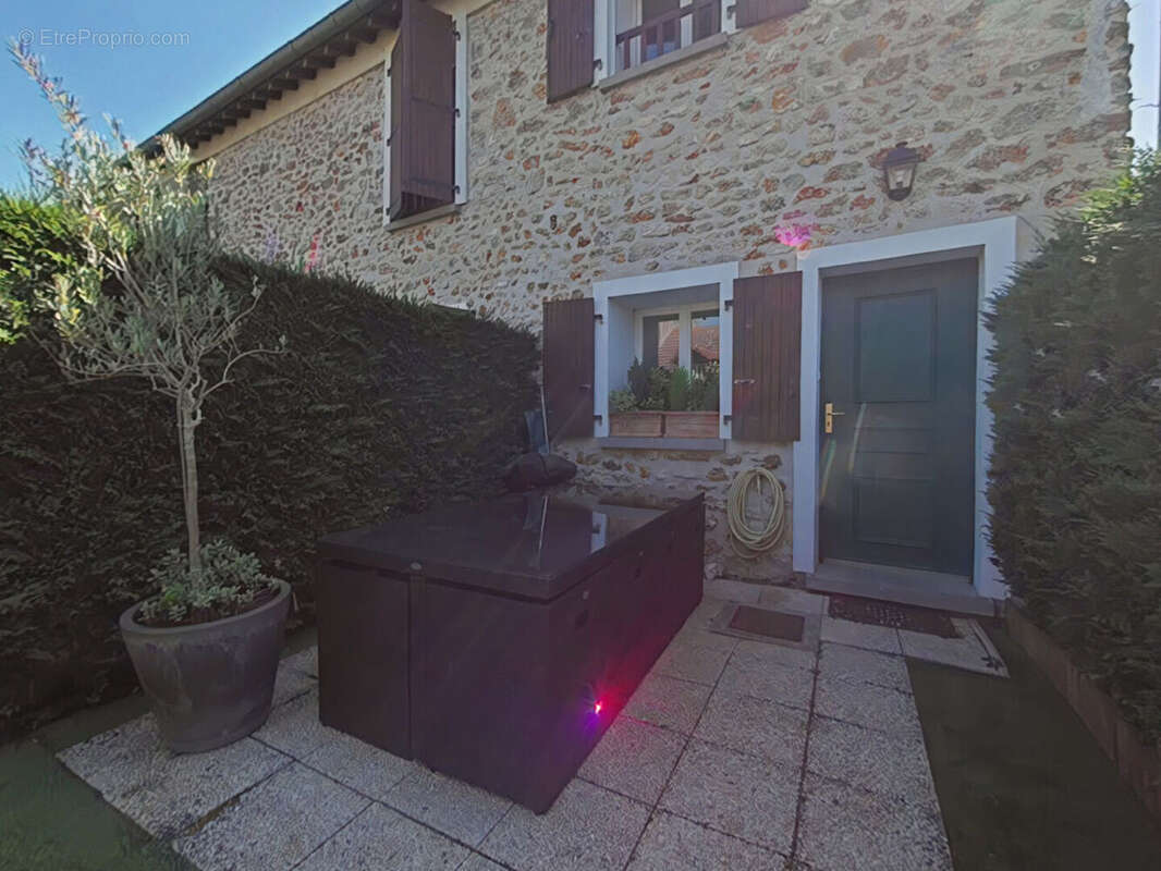 DUPLEX avec jardin - photo 9