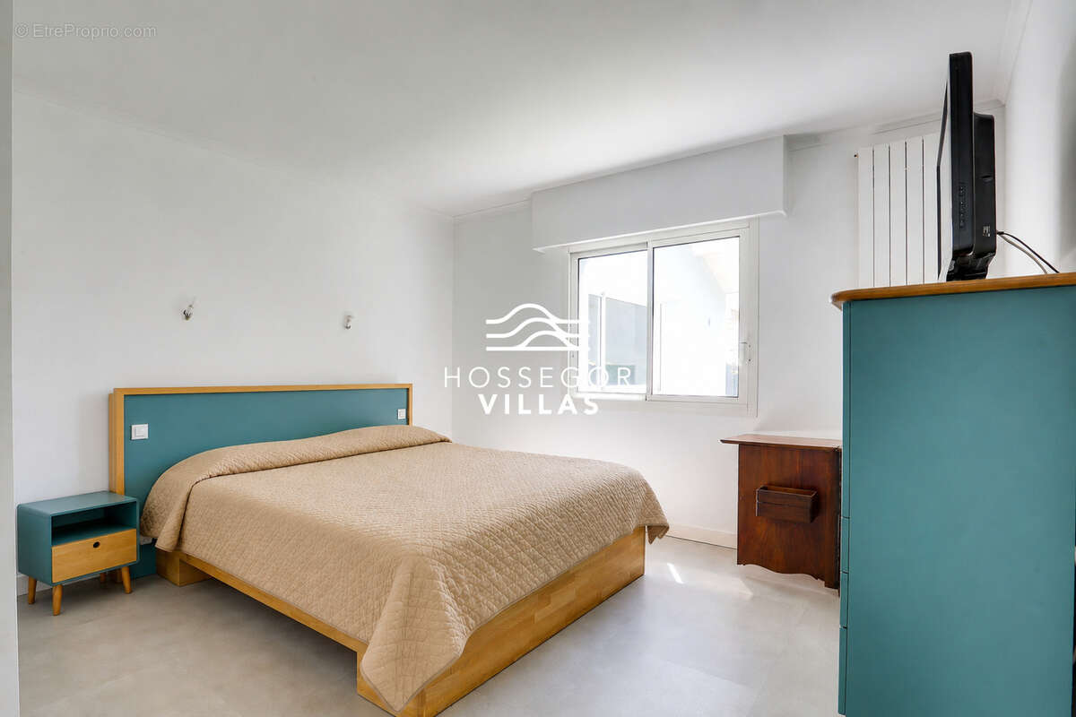 Appartement à ANGRESSE