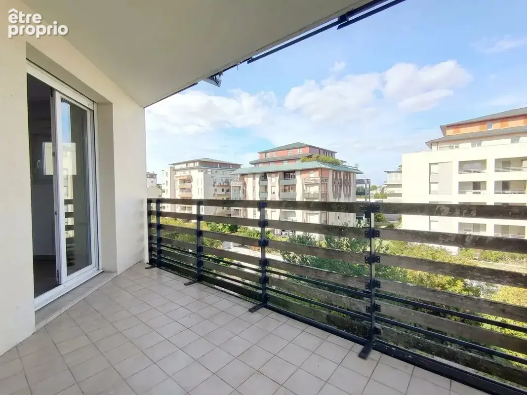 Appartement 3 pieces avec ascenseur, terrasse et parking - photo 4
