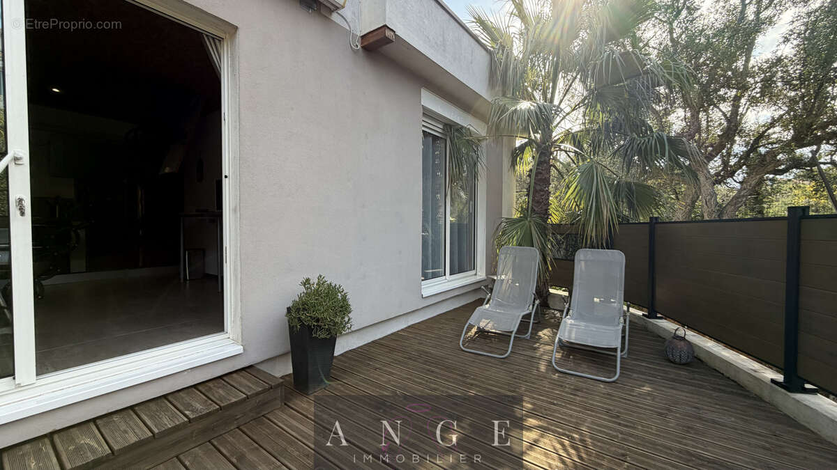 Maison à FREJUS