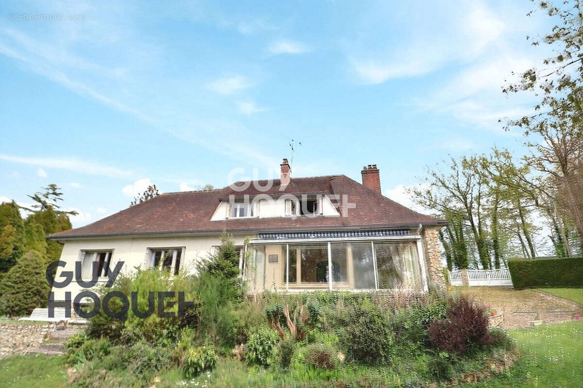Maison à BERNAY