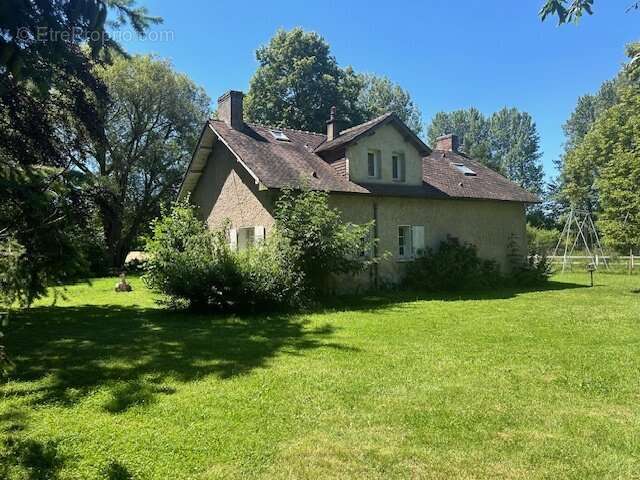 Maison à VIBRAYE
