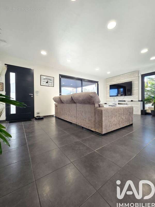 Photo 4 - Maison à PIA