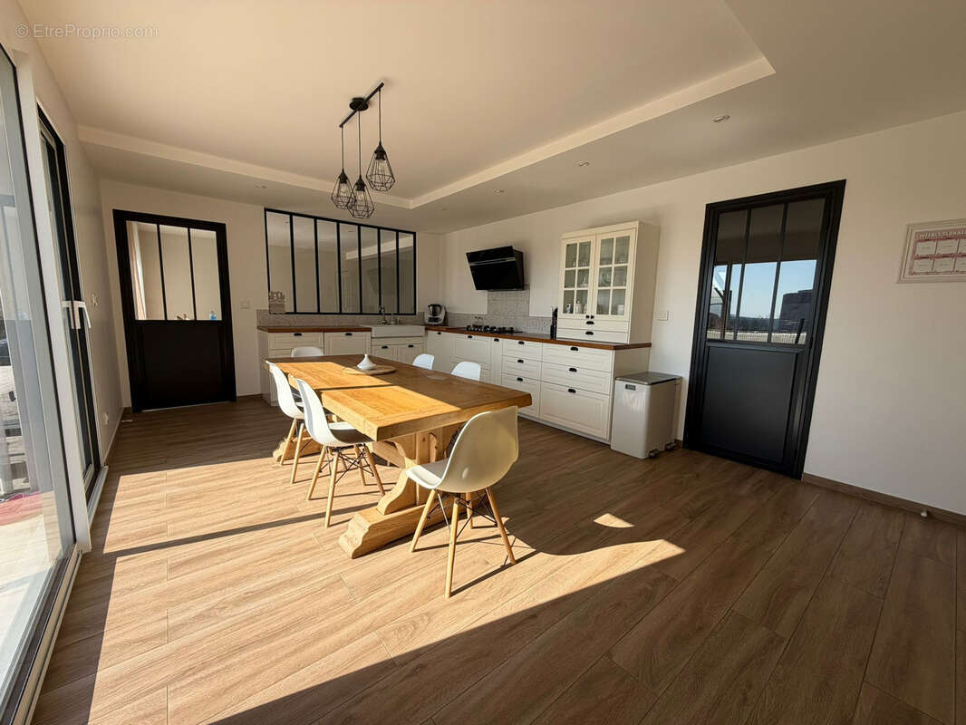 Maison à MONTATAIRE