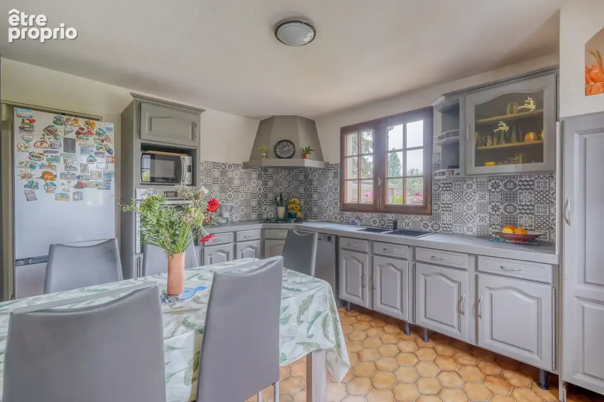 Maison 5 pièces de 136m2 sur parcelle de 436m2 - photo 6