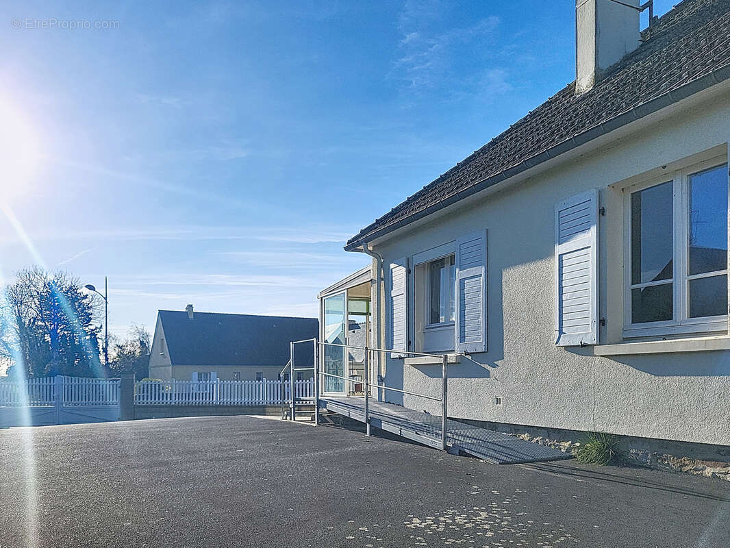 Maison à MONTCHATON