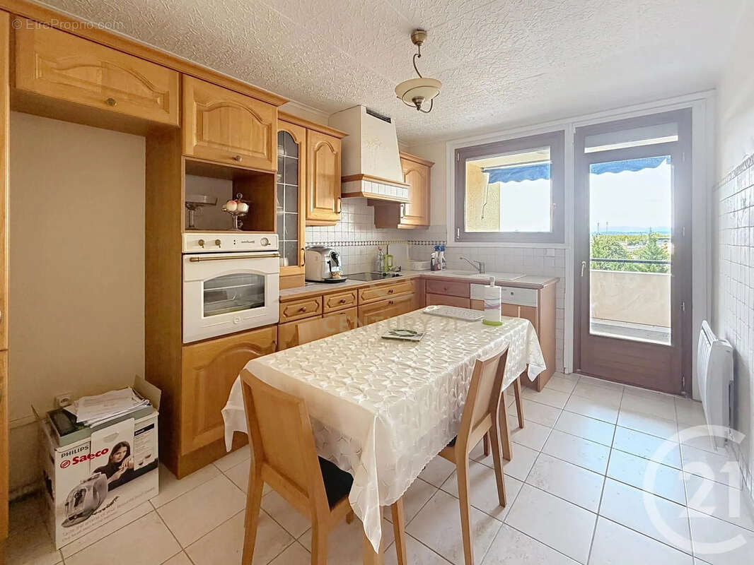 Appartement à BRON