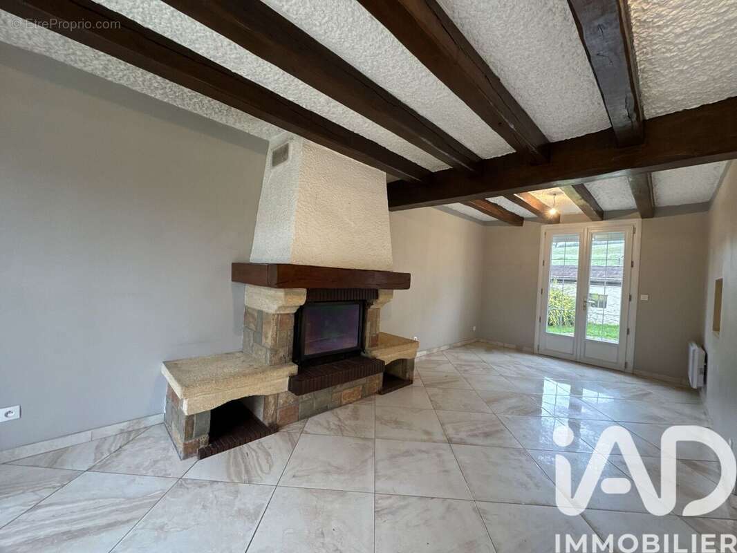 Photo 4 - Maison à BRASLES