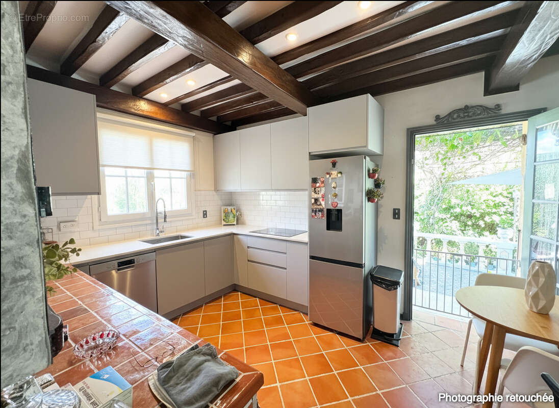 Maison à BESSE-SUR-ISSOLE