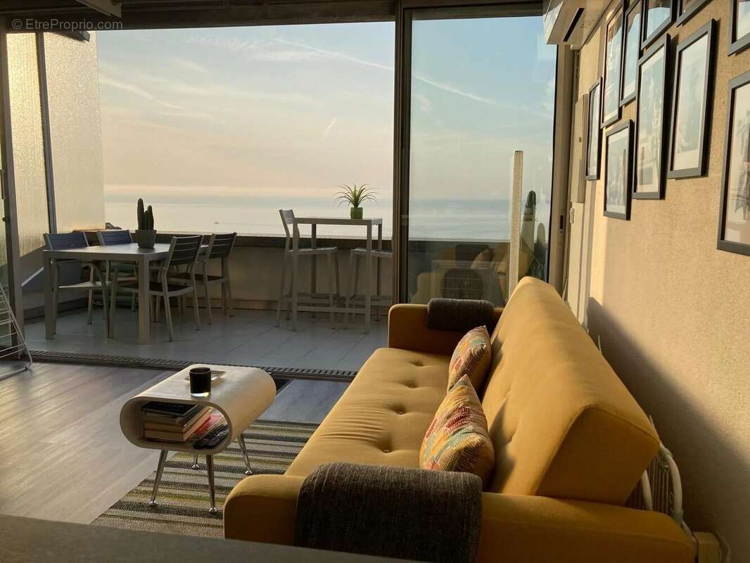 Cap d'ail. rare. 27m2 + parking 370 000€ - photo 10