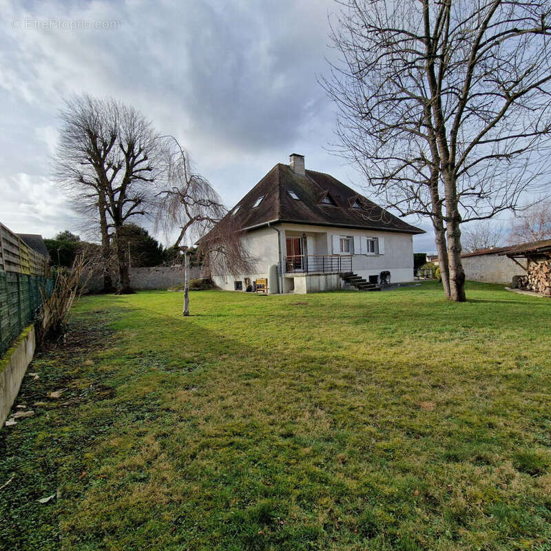 Maison à LA CHAPELLE-EN-SERVAL