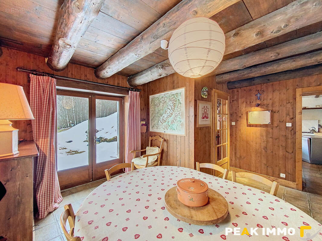 Maison à LES HOUCHES
